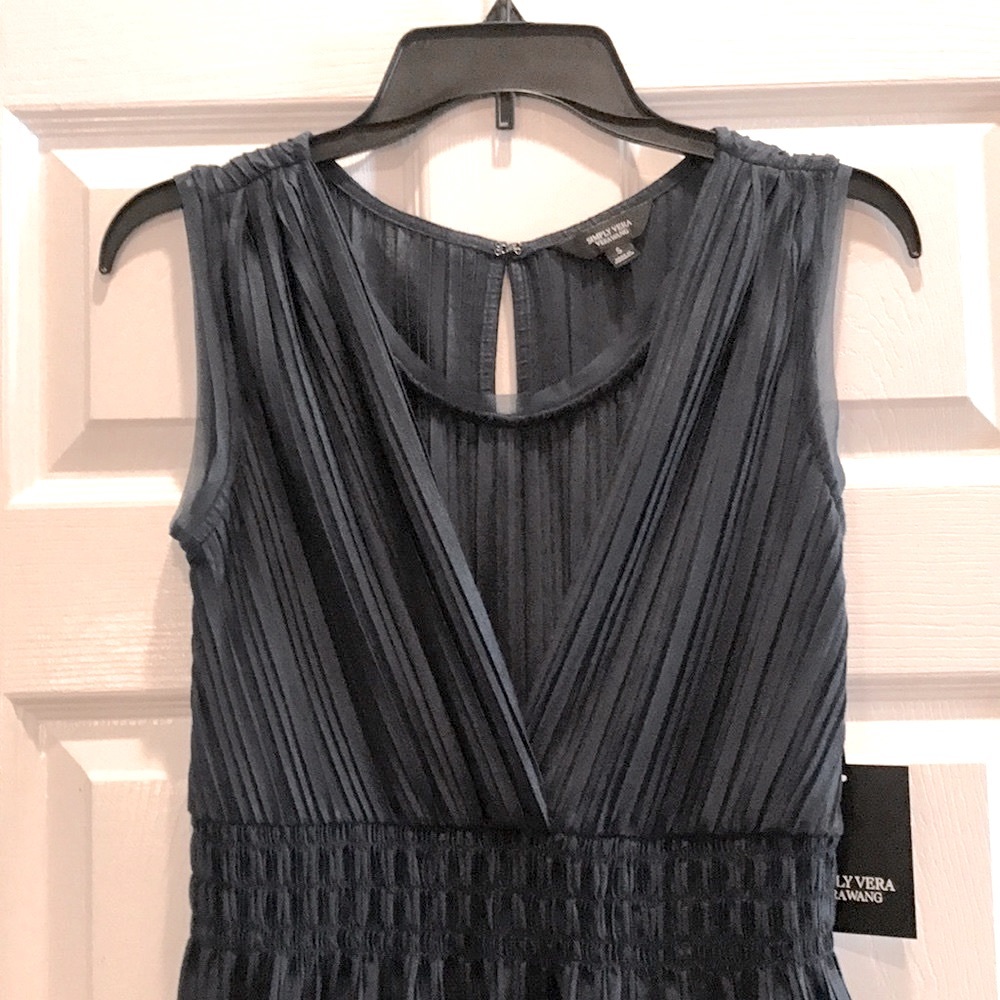 Simply Vera Formal Dress - Picture 2 of 4